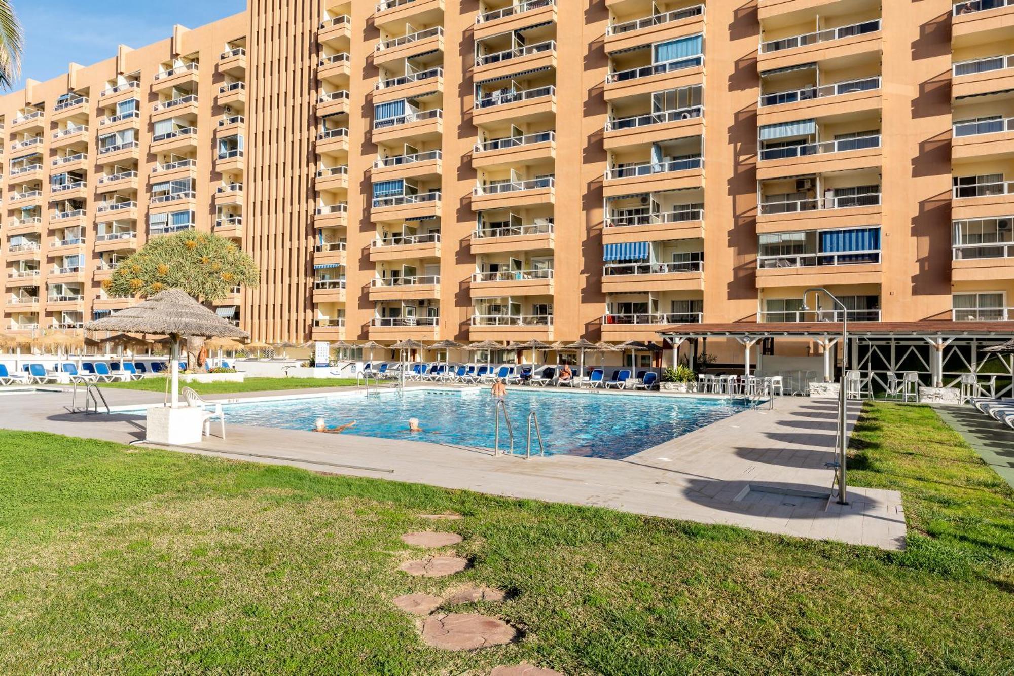 Pyr Studio Apt Partial Seaview Fuengirola Exteriör bild